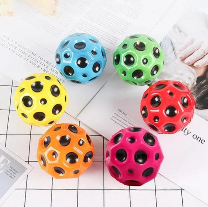 Pack Of 2 Bouncy Balls